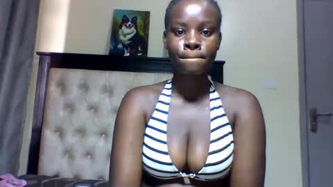 sexy online show from 02/18/25, 05:09