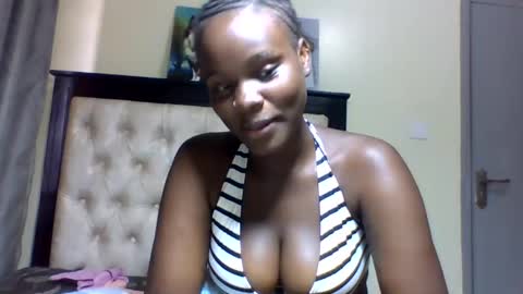 sexy online show from 02/18/25, 08:38