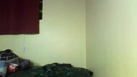 Snapshot of sexy_kaly chatting on 09/19/25, 04:03 Sexy kaly online show from 09/19/25, 04:03