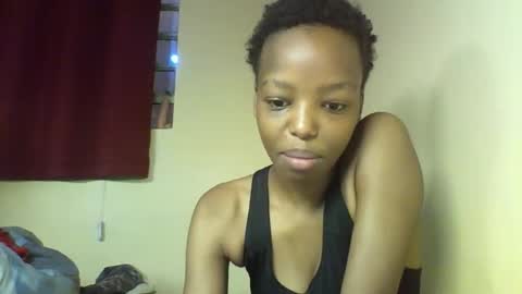 Snapshot of sexy_kaly chatting on 09/21/25, 12:29 Sexy kaly online show from 09/21/25, 12:29