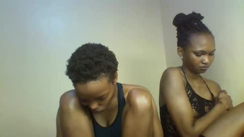 Snapshot of sexy_kaly chatting on 10/19/25, 02:18 Sexy kaly online show from 10/19/25, 02:18