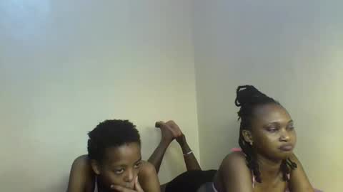 Snapshot of sexy_kaly chatting on 10/22/25, 03:01 Sexy kaly online show from 10/22/25, 03:01