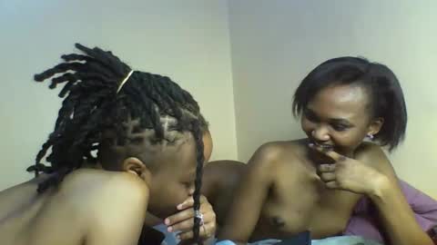 Snapshot of sexy_kaly chatting on 11/01/25, 02:13 Sexy kaly online show from 11/01/25, 02:13