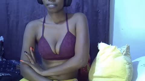 kayla online show from 06/01/26, 07:37