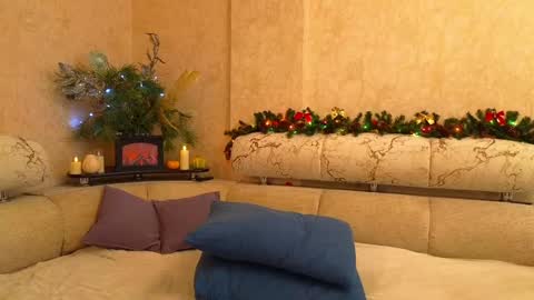 Snapshot of sexy_leslie chatting on 12/02/24, 08:52 Leslie online show from 12/02/24, 08:52