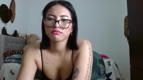 Snapshot of sexy_lia_latina chatting on 11/20/25, 12:33 Celeste online show from 11/20/25, 12:33