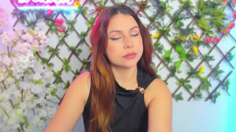 Lily online show from 12/01/25, 03:44