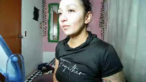 sexy lolas online show from 09/13/25, 04:12