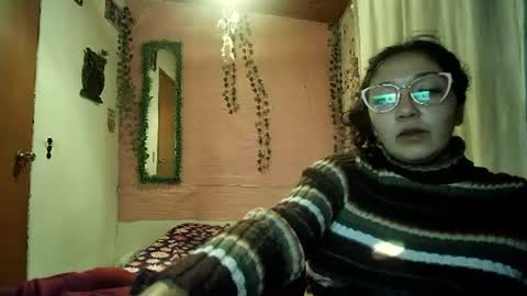 sexy lolas online show from 07/03/26, 03:57