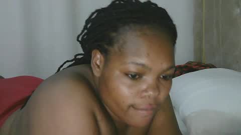 Snapshot of sexy_loloh chatting on 06/15/26, 12:40 Loloh online show from 06/15/26, 12:40