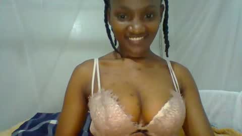 Snapshot of sexy_lucy012 chatting on 01/13/25, 05:55 sexy_lucy012 online show from 01/13/25, 05:55