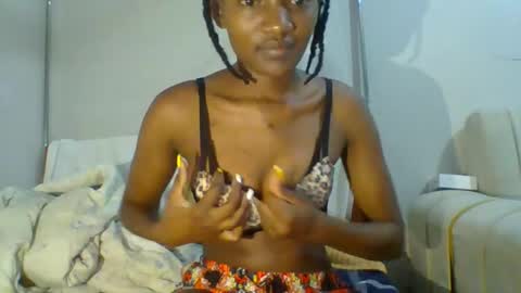 Snapshot of sexy_lucy012 chatting on 01/19/25, 02:25 sexy_lucy012 online show from 01/19/25, 02:25