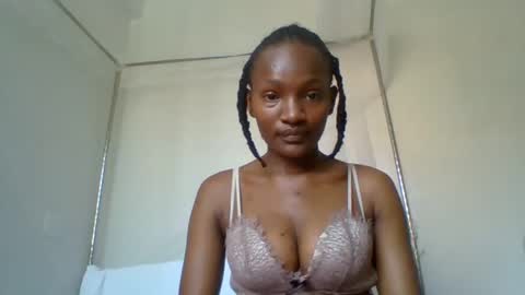 Snapshot of sexy_lucy012 chatting on 01/19/25, 09:11 sexy_lucy012 online show from 01/19/25, 09:11