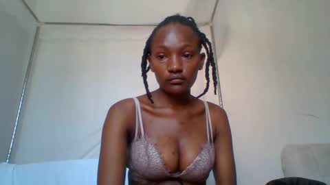 Snapshot of sexy_lucy012 chatting on 01/22/25, 11:12 sexy_lucy012 online show from 01/22/25, 11:12