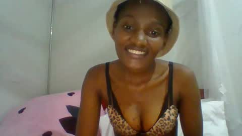 Snapshot of sexy_lucy012 chatting on 02/02/25, 06:53 sexy_lucy012 online show from 02/02/25, 06:53