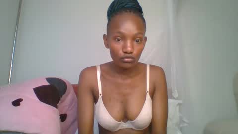 Snapshot of sexy_lucy012 chatting on 02/08/25, 01:54 sexy_lucy012 online show from 02/08/25, 01:54