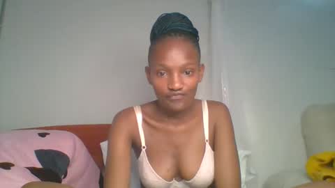 Snapshot of sexy_lucy012 chatting on 02/08/25, 04:57 sexy_lucy012 online show from 02/08/25, 04:57