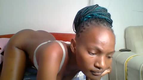 Snapshot of sexy_lucy012 chatting on 02/12/25, 04:22 sexy_lucy012 online show from 02/12/25, 04:22