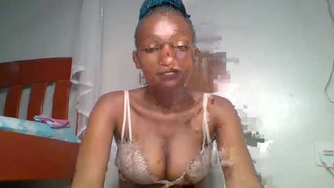 Snapshot of sexy_lucy012 chatting on 02/18/25, 12:04 sexy_lucy012 online show from 02/18/25, 12:04