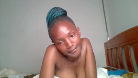 Snapshot of sexy_lucy012 chatting on 02/28/25, 12:54 sexy_lucy012 online show from 02/28/25, 12:54