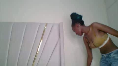 Snapshot of sexy_lucy012 chatting on 03/08/25, 11:48 sexy_lucy012 online show from 03/08/25, 11:48