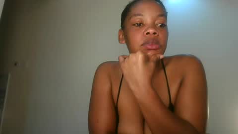 sexy_lyna online show from 07/10/26, 11:24