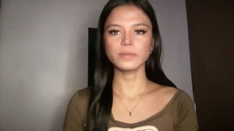 Snapshot of sexy_maevemorexxx chatting on 05/27/26, 01:24 Nicole online show from 05/27/26, 01:24