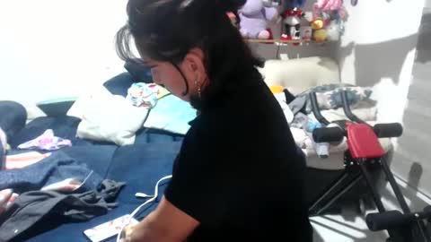 Snapshot of sexy_mary_69 chatting on 10/03/25, 11:57 Mary online show from 10/03/25, 11:57