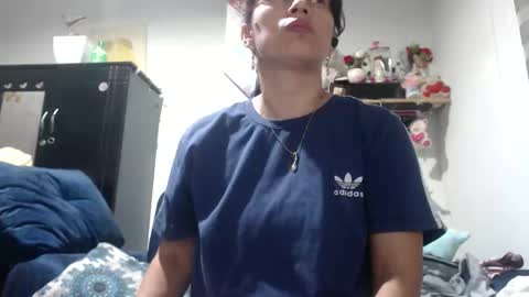 Snapshot of sexy_mary_69 chatting on 10/29/25, 02:25 Mary online show from 10/29/25, 02:25