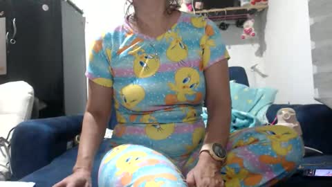 Snapshot of sexy_mary_69 chatting on 11/10/25, 02:32 Mary online show from 11/10/25, 02:32