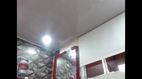 MARIPOSA online show from 09/29/25, 08:02