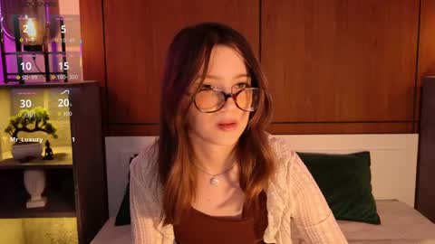 Alison online show from 05/27/26, 06:16