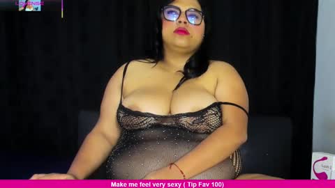 Jenny I am a freelance model online show from 02/25/25, 03:52