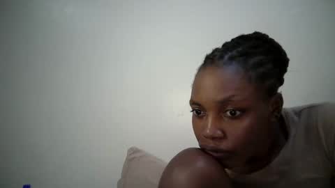 Snapshot of sexy_muna2 chatting on 02/16/26, 09:00 sexy_muna2 online show from 02/16/26, 09:00