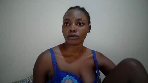 Snapshot of sexy_muna2 chatting on 03/01/26, 01:02 sexy_muna2 online show from 03/01/26, 01:02