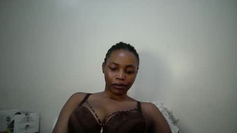 Snapshot of sexy_muna2 chatting on 04/14/26, 10:05 sexy_muna2 online show from 04/14/26, 10:05