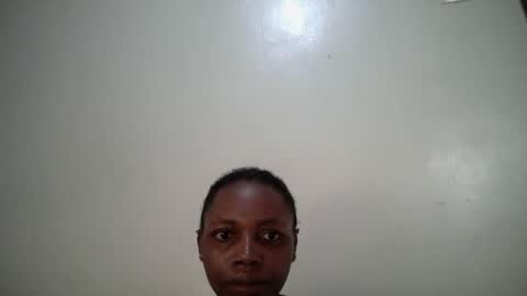 Snapshot of sexy_muna2 chatting on 05/21/26, 01:40 sexy_muna2 online show from 05/21/26, 01:40