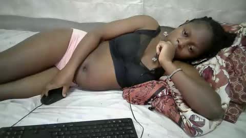 Snapshot of sexy_nanah chatting on 05/27/26, 12:18 sexy_nanah online show from 05/27/26, 12:18