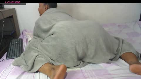 Jhoana online show from 01/17/25, 05:00
