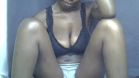 sexy_peach4 online show from 07/07/26, 11:20