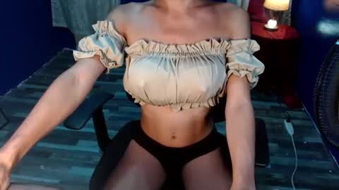 bella online show from 03/06/25, 04:49
