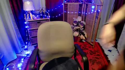 angela online show from 07/04/26, 01:28
