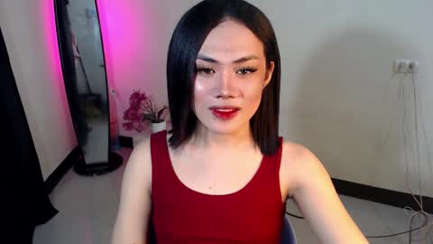 Snapshot of sexy_rc18 chatting on 12/11/24, 05:37 RC online show from 12/11/24, 05:37