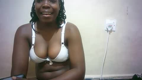 Snapshot of sexy_sandrah chatting on 10/24/25, 09:28 sexy_sandrah online show from 10/24/25, 09:28