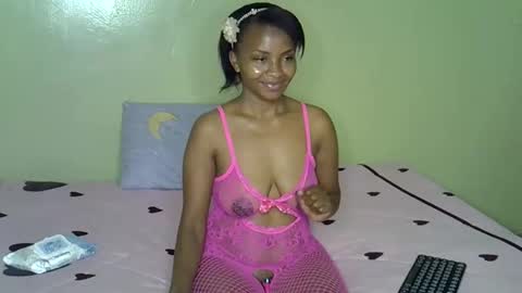 sexy_shan09 online show from 12/05/25, 02:53