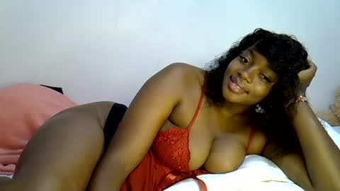 laura online show from 07/15/26, 01:00