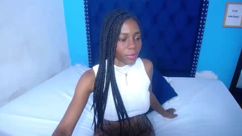 Snapshot of sexy_skinny_baby chatting on 11/08/25, 03:39 sexy_skinny_baby online show from 11/08/25, 03:39