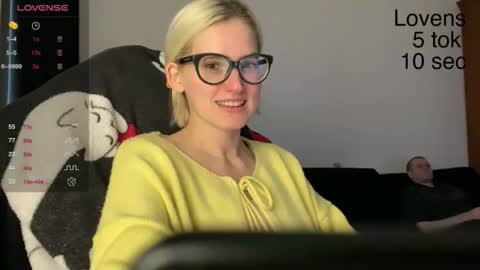 Sexy-Sweets online show from 10/21/25, 12:06