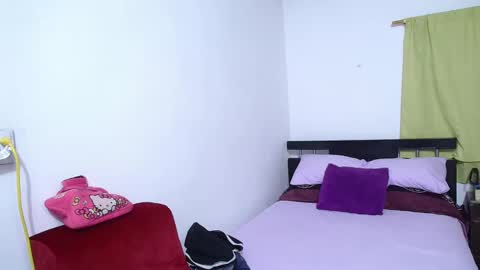 Snapshot of sexy_ticki chatting on 12/12/24, 12:27 janel online show from 12/12/24, 12:27