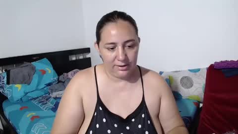 Snapshot of sexy_ticki chatting on 02/05/25, 02:08 janel online show from 02/05/25, 02:08